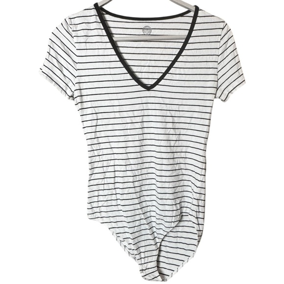 Sonoma Short Sleeve Striped V-Neck Bodysuit Sz M - Picture 1 of 8
